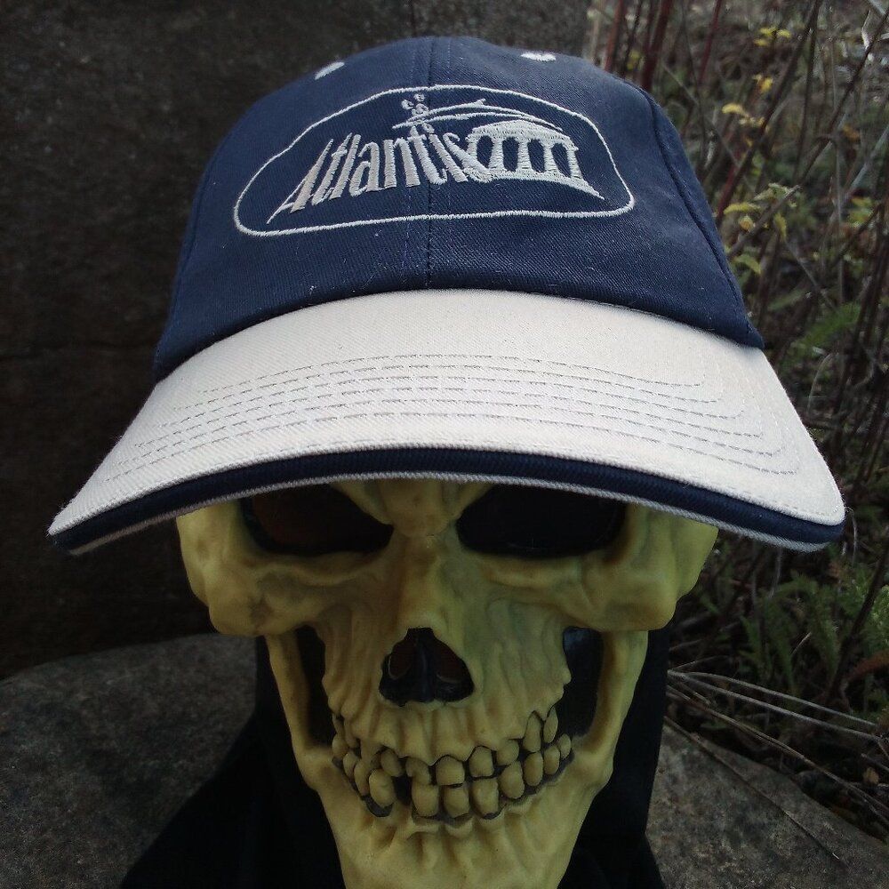 Vintage 90s Atlantis Lost Continent Two Tone Snap Back Hat Cap